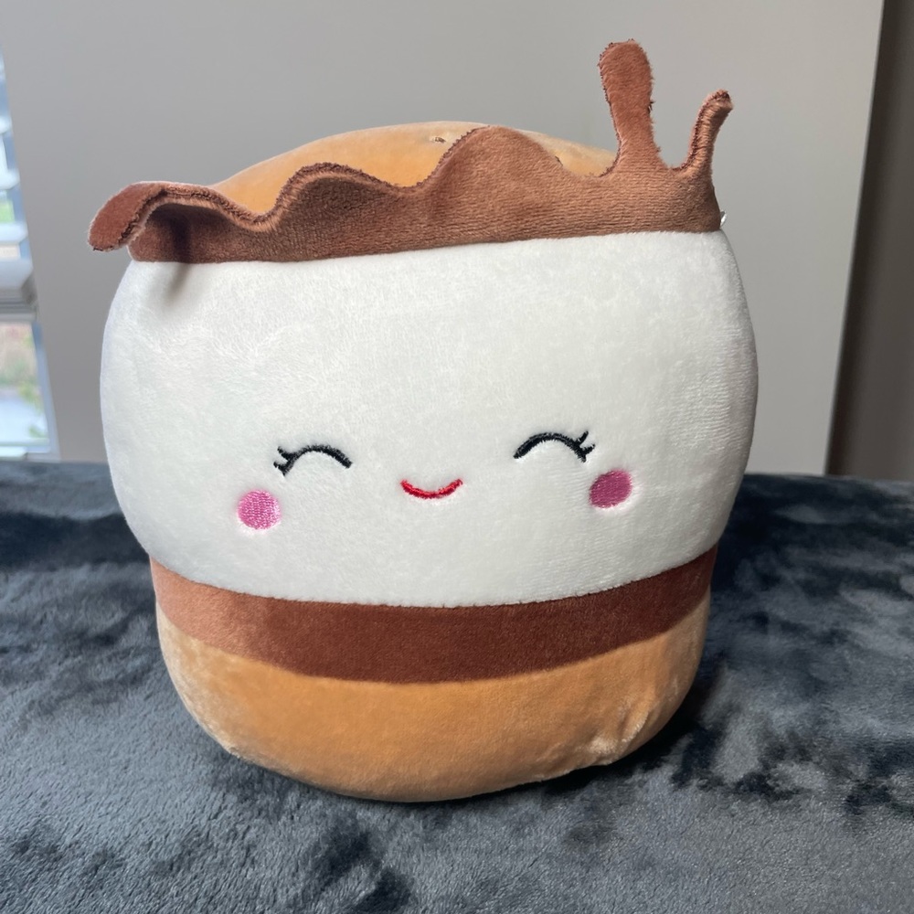 Carmelita 7” Squishmallow